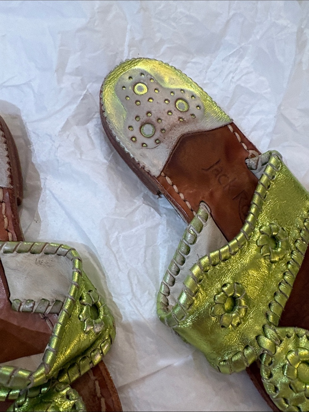 Jack Rogers Metallic Lime Green Leather Thong Sandals - Picture 4 of 5